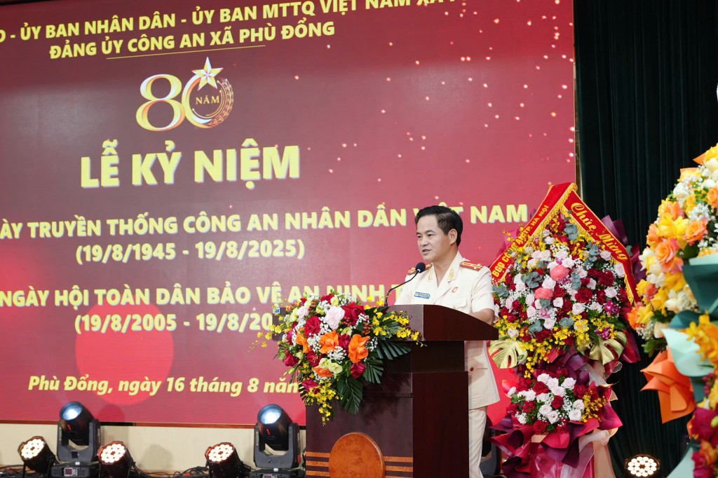 Phát huy truyền thống anh hùng, sẵn sàng làm “điểm tựa bình yên” của Nhân dân