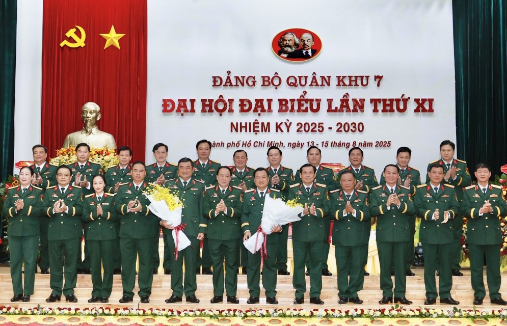 Đảng bộ Quân khu 7: Đoàn kết, trí tuệ, đổi mới