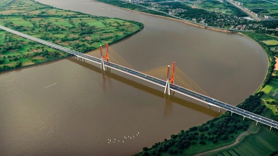 Nhiều công trình trọng điểm được khởi công, khánh thành ngày 19/8