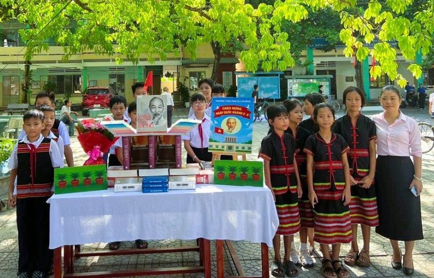 Xã Hòa Vang lan tỏa mô hình “Tủ sách giáo khoa dùng chung”