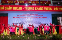 Sôi nổi hoạt động văn hóa, thể thao chào mừng Đại hội Đảng