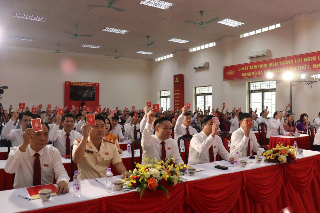 Bát Tràng: Đẩy mạnh chuyển đổi số gắn với bảo tồn và phát huy giá trị làng nghề truyền thống