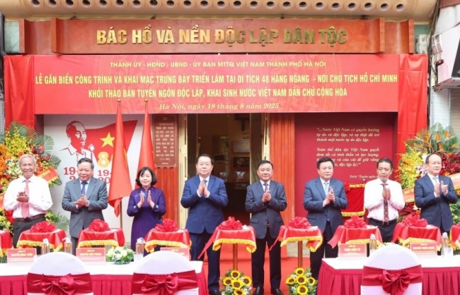 Trao truyền kí ức, phát huy giá trị di sản