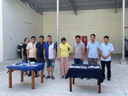 Đà Nẵng: Đột kích "pháo đài" cờ bạc ngụy trang gara ô tô