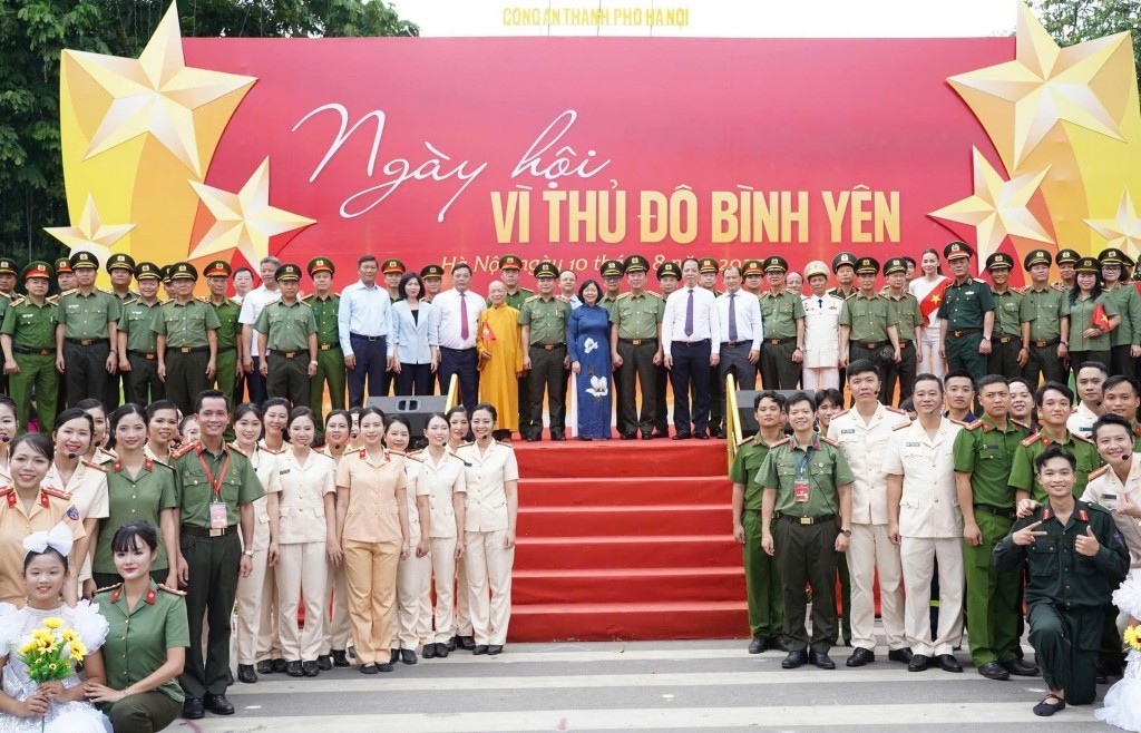 Mãi tự hào về “thanh bảo kiếm” sắc bén, “lá chắn thép” vững chắc bảo vệ Đảng, Nhà nước và nhân dân