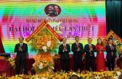 Xây dựng Đảng vững mạnh, gần dân, phục vụ Nhân dân