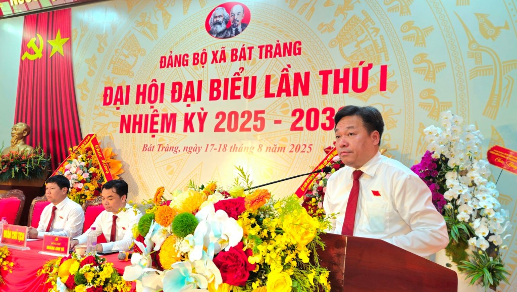 Đẩy mạnh chuyển đổi số, xây dựng xã Bát Tràng phát triển toàn diện, bền vững