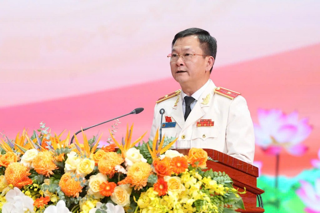 Thiếu tướng Bùi Quang Bình – Giám đốc Công an thành phố Hải Phòng đọc Diễn văn tại buổi Lễ.