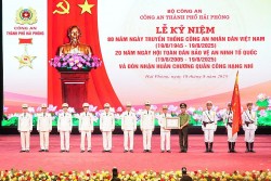 Công an thành phố Hải Phòng đón nhận Huân chương Quân công hạng Nhì