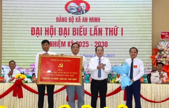 Đẩy mạnh chuyển đổi số trong nông nghiệp