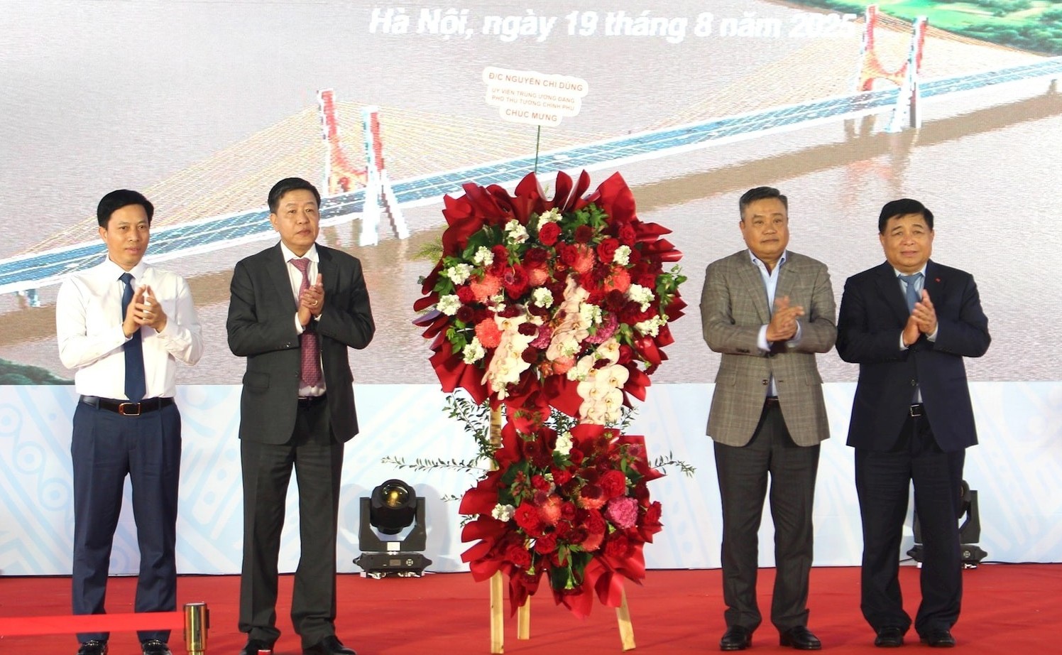 Khởi công dự án cầu Ngọc Hồi, kết nối Thủ đô và Hưng Yên