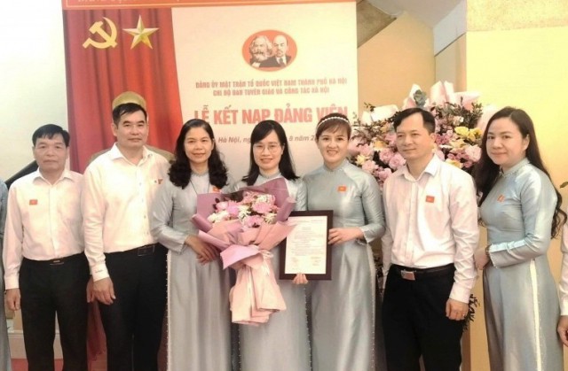 Cán bộ, đảng viên MTTQ quyết tâm rèn luyện, tiếp bước truyền thống