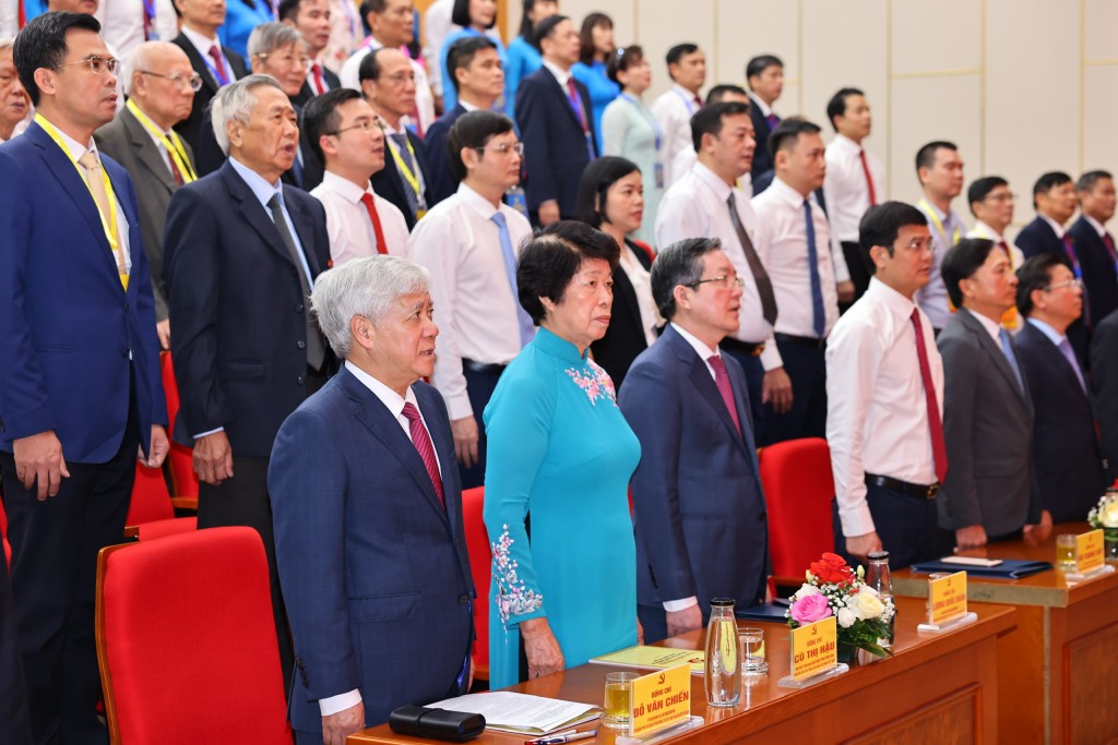 Xây dựng Đảng bộ Tổng Liên đoàn Lao động Việt Nam trong sạch, vững mạnh toàn diện