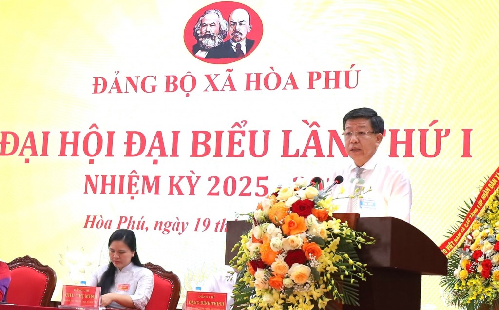 Đồng chí Dương Đức Tuấn, Uỷ viên Ban Thường vụ Thành uỷ, Phó Chủ tịch UBND thành phố phát biểu chỉ đạo tại Đại hội (ảnh: Kim Nhuệ)