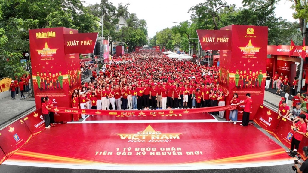 Toàn cảnh sự kiện “Cùng Việt Nam tiến bước” sáng ngày 16/8 tại Hà Nội