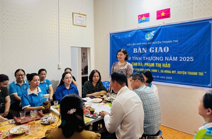 Những mái ấp tình thương trao tặng phụ nữ nghèo
