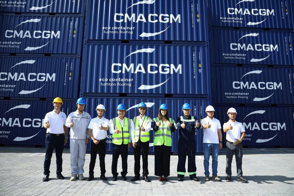 Hòa Phát bàn giao 1.000 container cho hãng tàu Top 3 thế giới