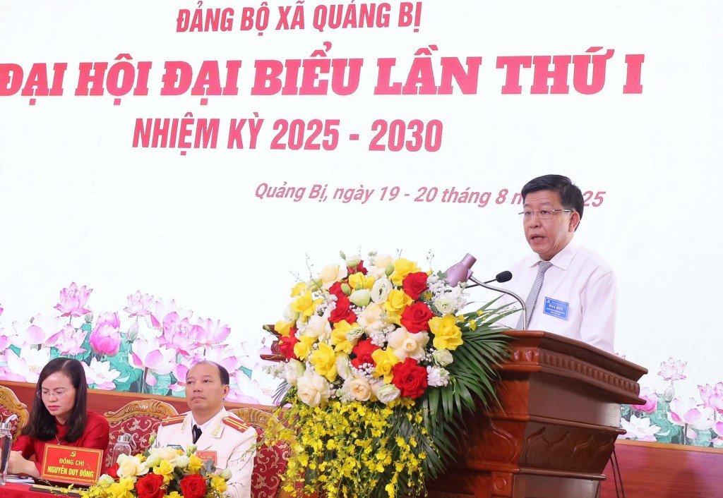 Đồng chí Dương Đức Tuấn, Ủy viên Ban Thường vụ Thành ủy, Phó Chủ tịch UBND thành phố Hà Nội phát biểu chỉ đạo tại chương trình