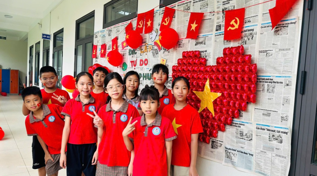Học sinh Hà Nội hân hoan hướng đến kỷ niệm 80 năm Quốc khánh 2/9