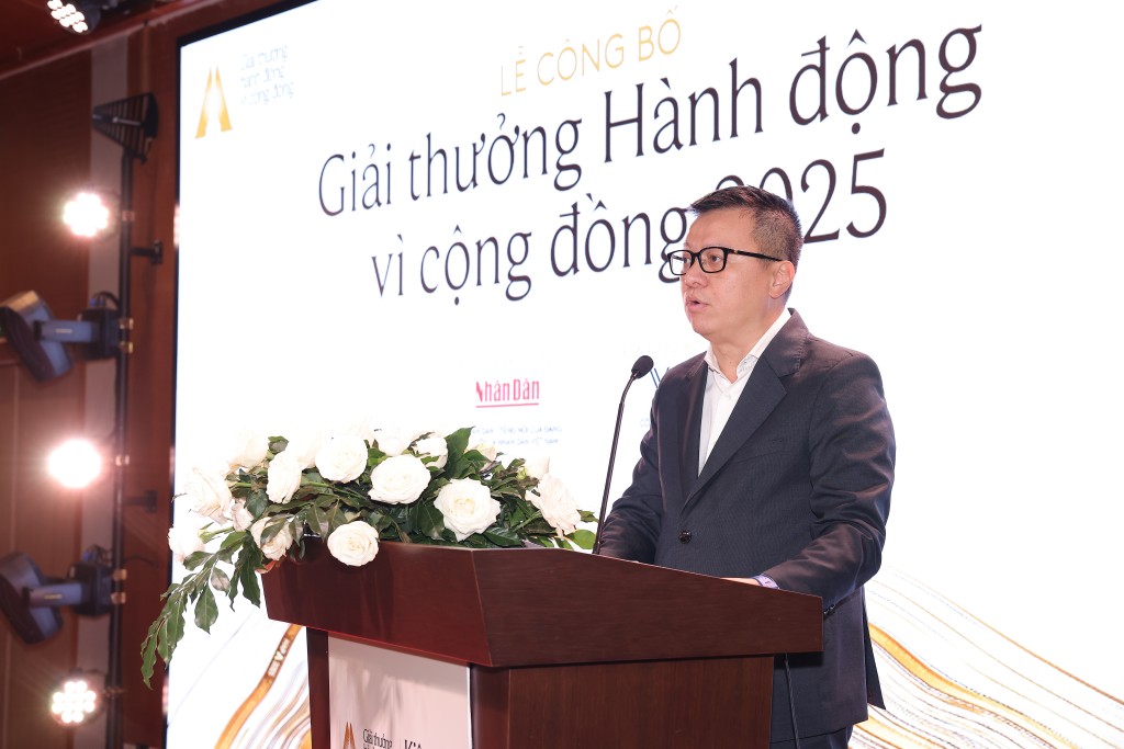 Ông Lê Quốc Minh - Ủy viên Trung ương Đảng, Tổng Biên tập Báo Nhân Dân, Phó trưởng ban Tuyên giáo và Dân vận Trung ương, Chủ tịch Hội nhà báo Việt Nam, Trưởng Ban Tổ chức Giải thưởng phát biểu tại buổi lễ công bố