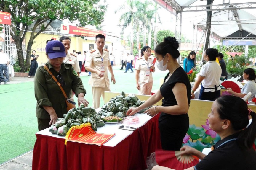 248 đại biểu ưu tú dự Đại hội Đảng bộ xã Bình Minh