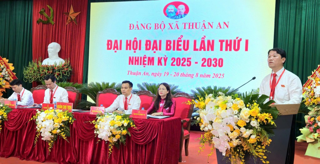 Phát huy tiềm năng, lợi thế xây dựng địa phương phát triển toàn diện, bền vững