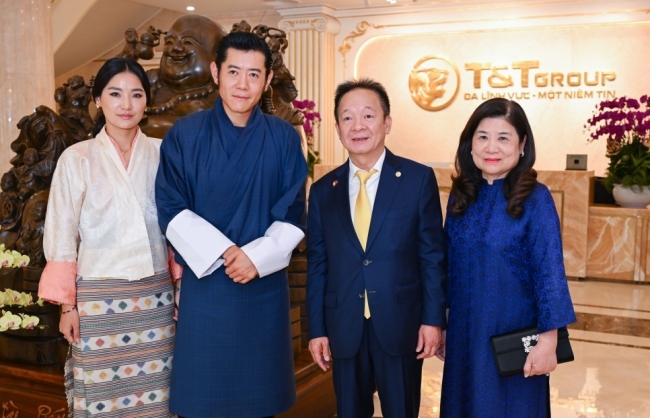 Quốc vương Bhutan và Hoàng hậu tới thăm Tập đoàn T&T Group