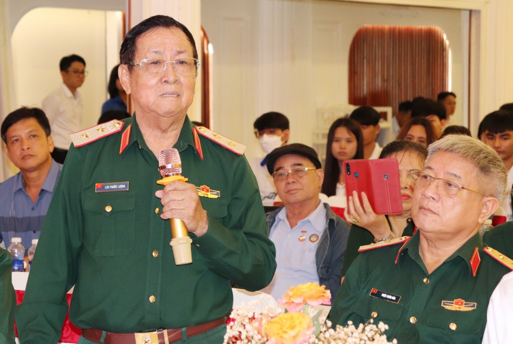 Kỷ nguyên mới và thế trận lòng dân