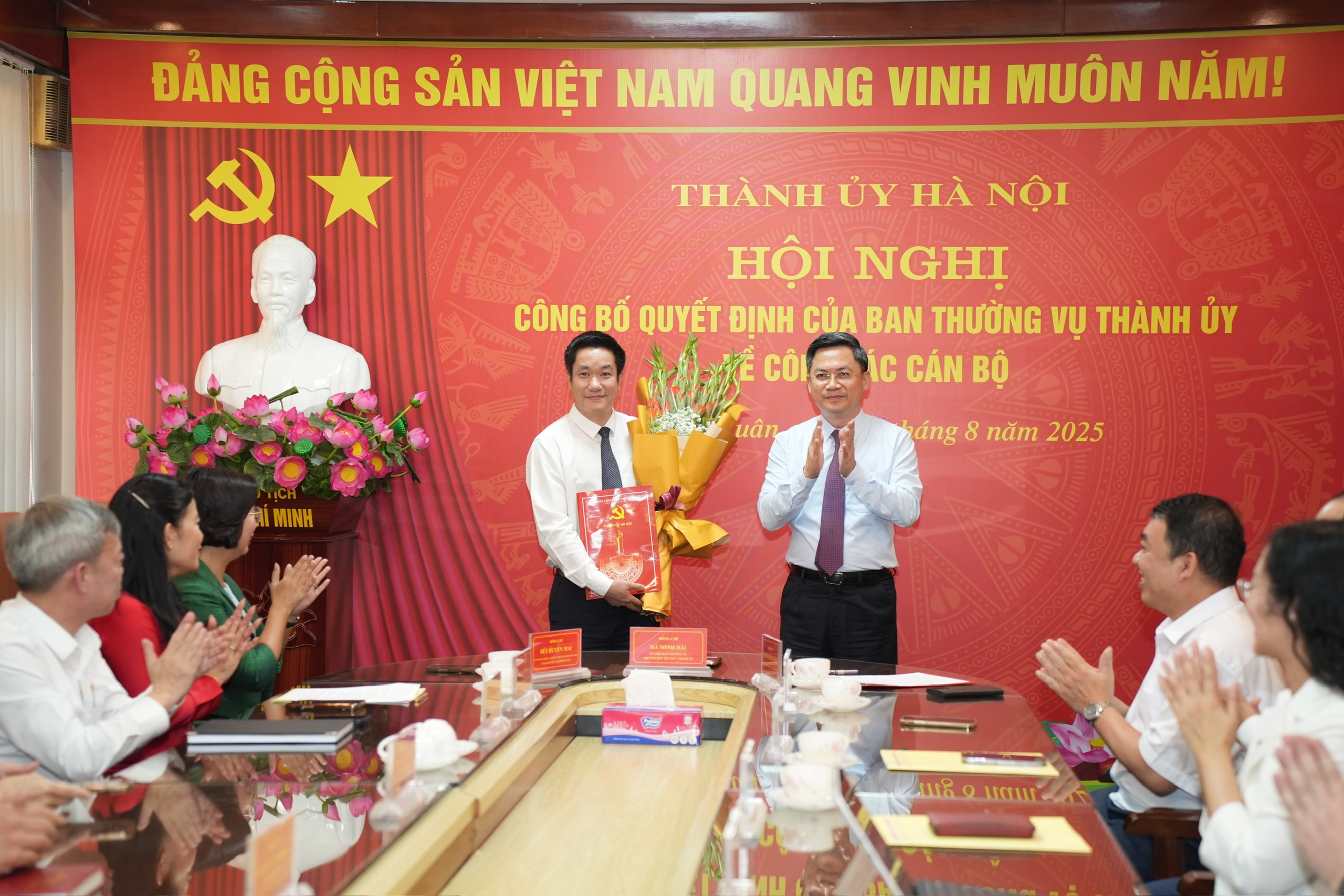 Đồng chí Nguyễn Huy Cường giữ chức Bí thư Đảng uỷ phường Thanh Xuân