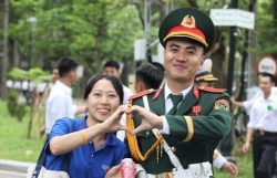 Hà Nội trẻ trong mùa thu độc lập