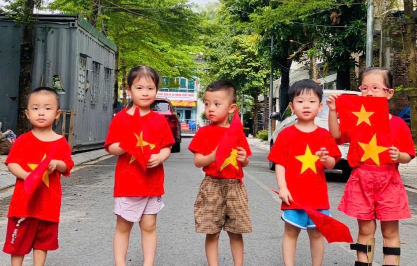 Các em nhỏ Thủ đô trong trẻo