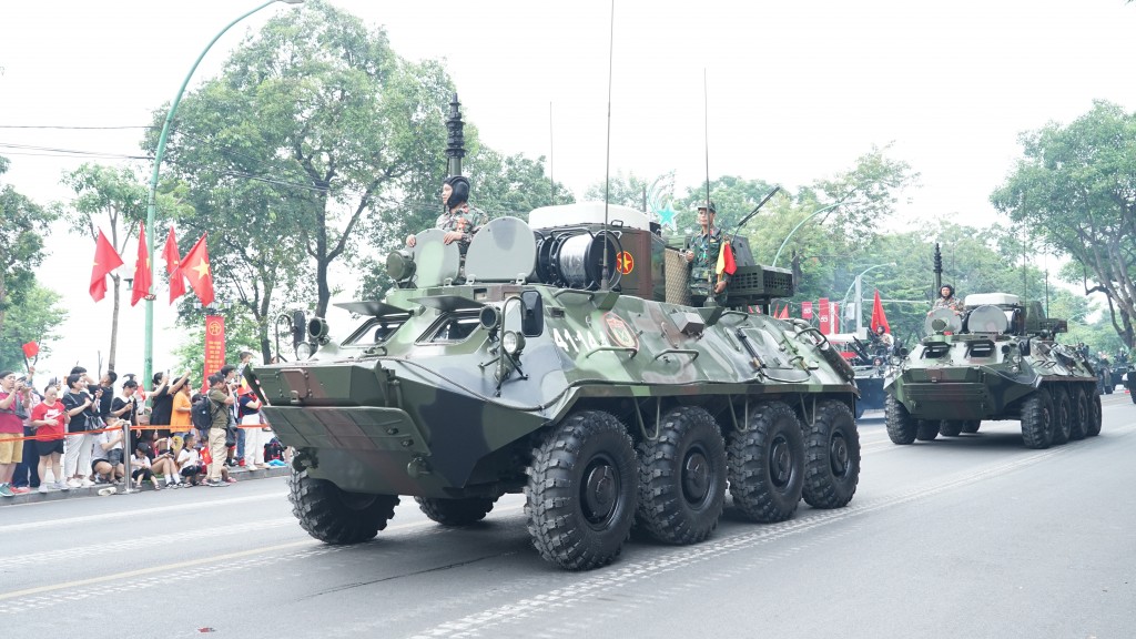 Dàn xe tăng, thiết giáp sẵn sàng cho lễ diễu binh, diễu hành