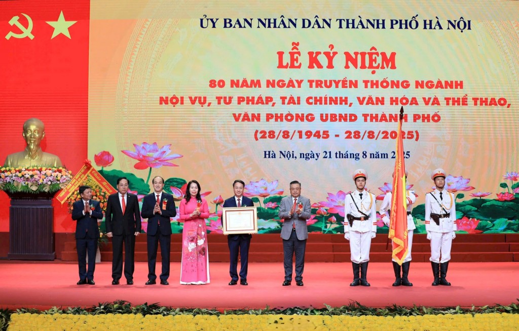 Đổi mới tư duy, đưa Thủ đô vững bước tiến vào kỷ nguyên mới