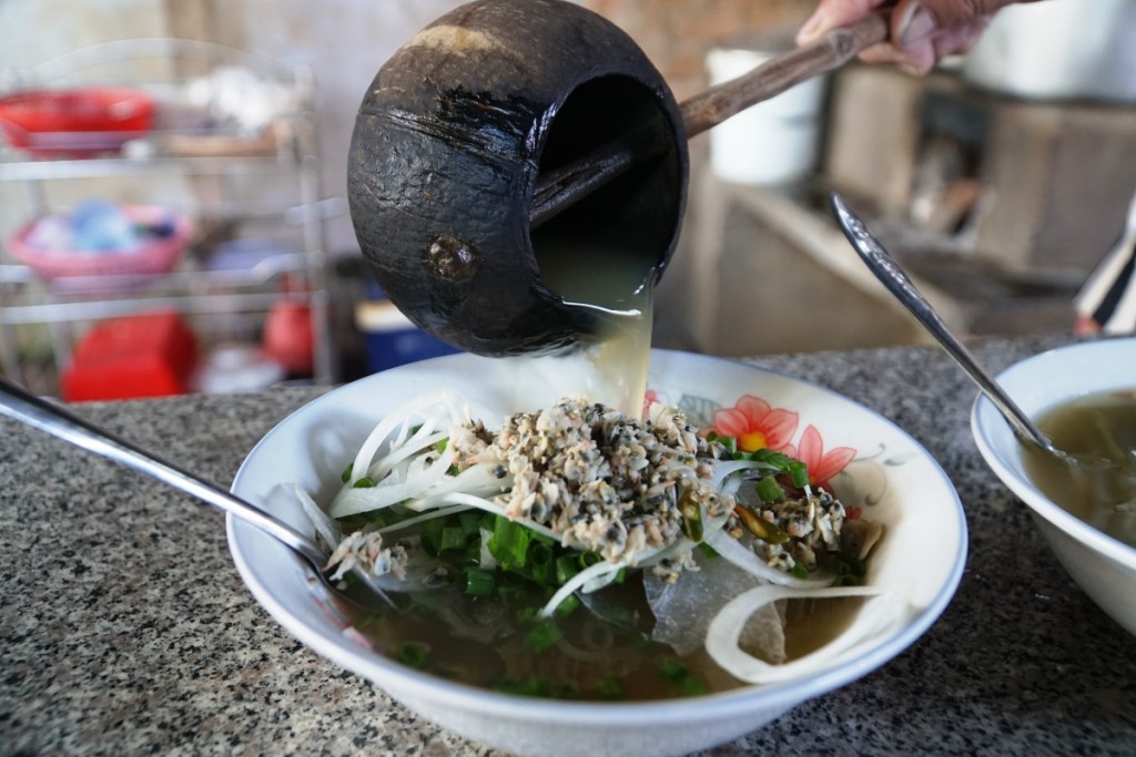 Don, món ăn đặc trưng của Quảng Ngãi, với hương vị thanh đạm, hấp dẫn (Ảnh: Internet)
