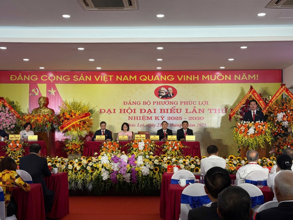 Tăng cường xây dựng Đảng, phát triển kinh tế bền vững nhiệm kỳ mới