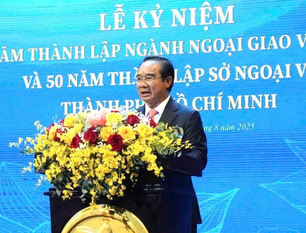 Chủ tịch UBND TP Hồ Chí Minh 