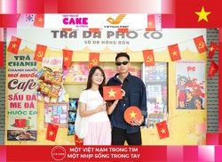 Ra mắt thẻ “Tự Do 2in1” lấy cảm hứng từ tem bưu chính