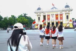 Người dân không ngại đường xa về Hà Nội xem tổng hợp luyện