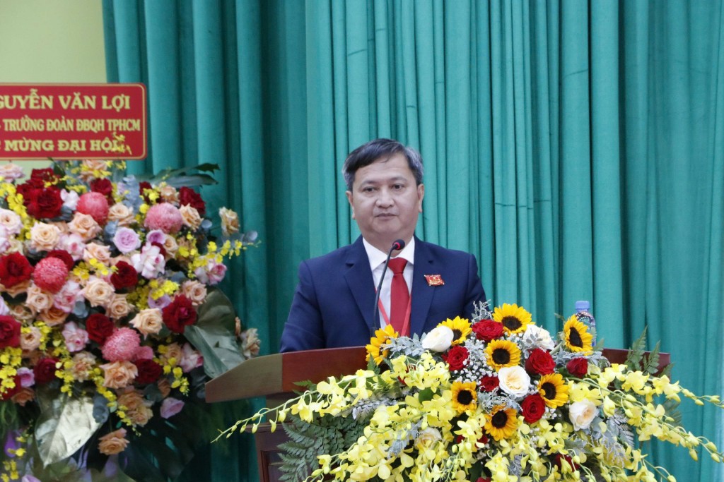 Bí thư Đảng ủy phường Phú Lợi Lê Thanh Long phát biểu tại Đại hội