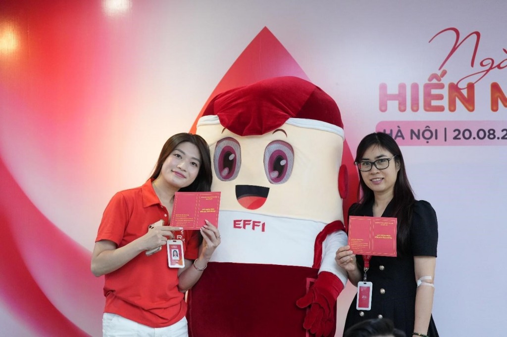 Cán bộ nhân viên ROX Group chung tay hiến máu, lan tỏa giá trị sống đẹp Cán bộ nhân viên ROX Group chung tay hiến máu, lan tỏa giá trị sống đẹp