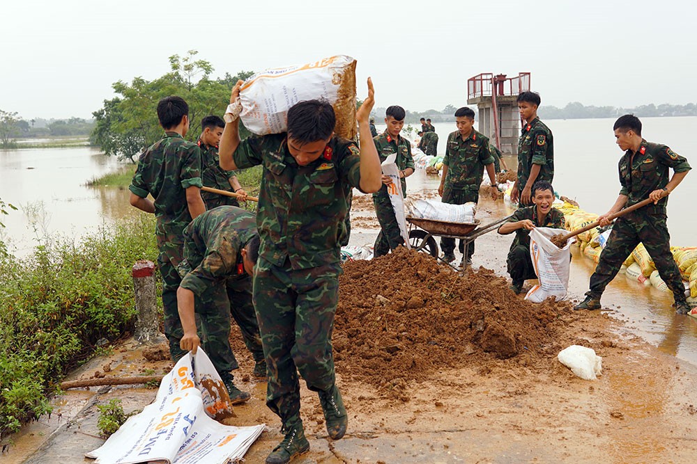 Cảnh báo về vùng áp thấp có khả năng mạnh lên thành áp thấp nhiệt đới 4 Cảnh báo về vùng áp thấp có khả năng mạnh lên thành áp thấp nhiệt đới