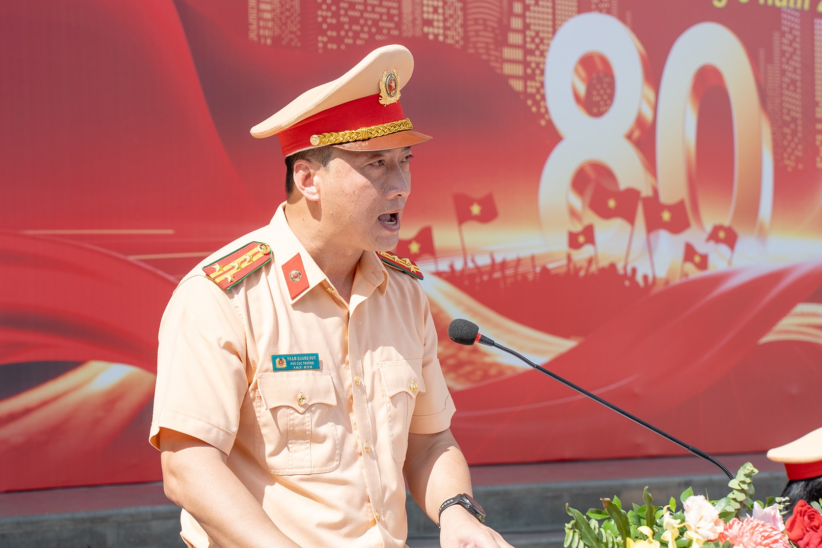 Đại tá Phạm Quang Huy, Phó Cục trưởng Cục CSGT, khẳng định lực lượng CSGT có vai trò đặc biệt quan trọng trong công tác bảo đảm trật tự, an toàn giao thông, giữ vững an ninh, an toàn tuyệt đối cho Lễ kỷ niệm 80 năm Cách mạng tháng Tám thành công và Quốc k