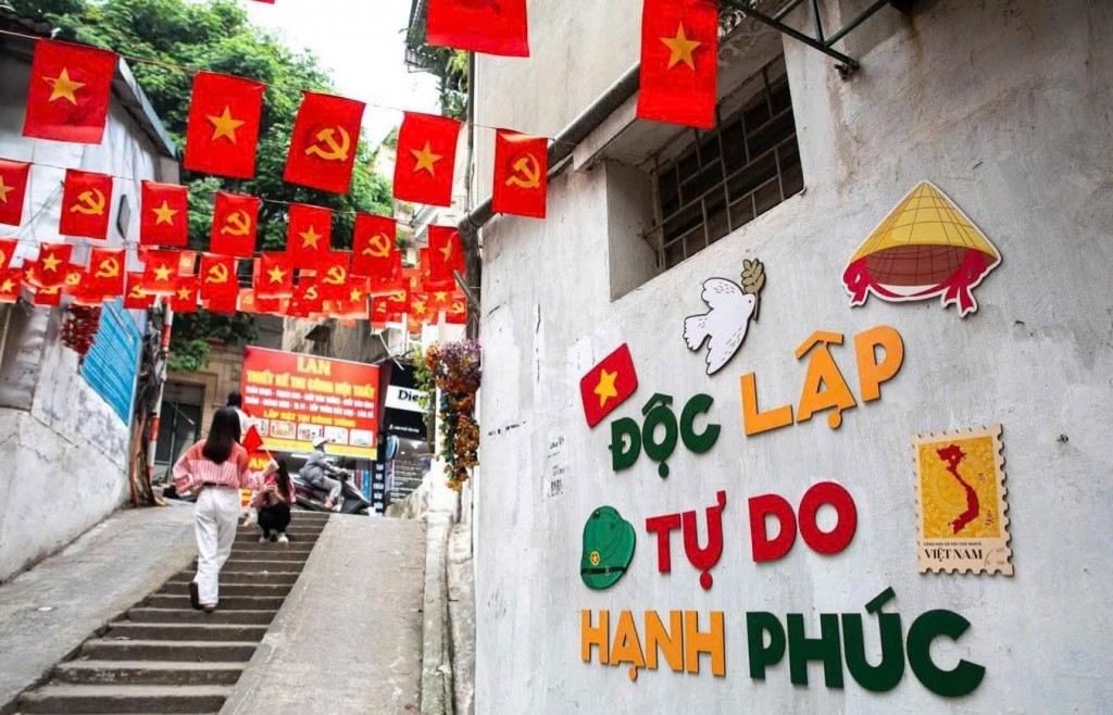Thể hiện tinh thần trách nhiệm, hiếu khách, nghĩa tình của Hà Nội