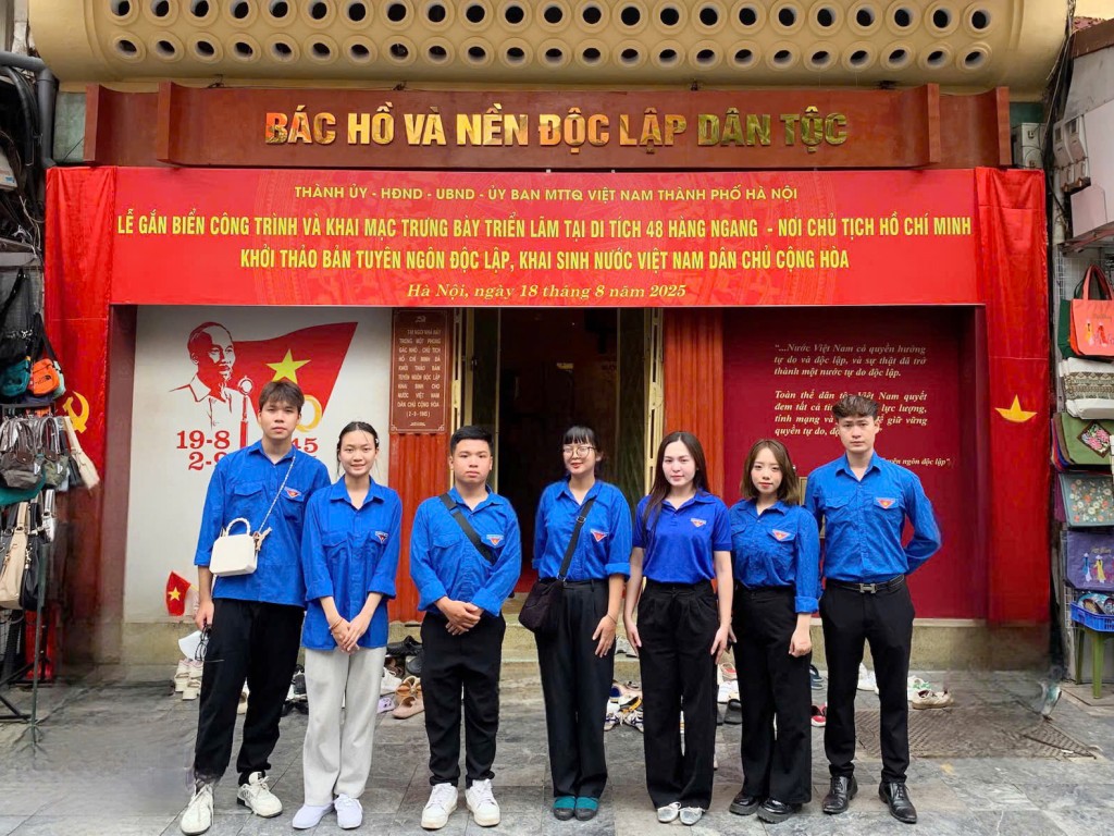 Ngôi nhà số 48 Hàng Ngang, Hà Nội, nơi Chủ tịch Hồ Chí Minh viết bản Tuyên ngôn độc lập