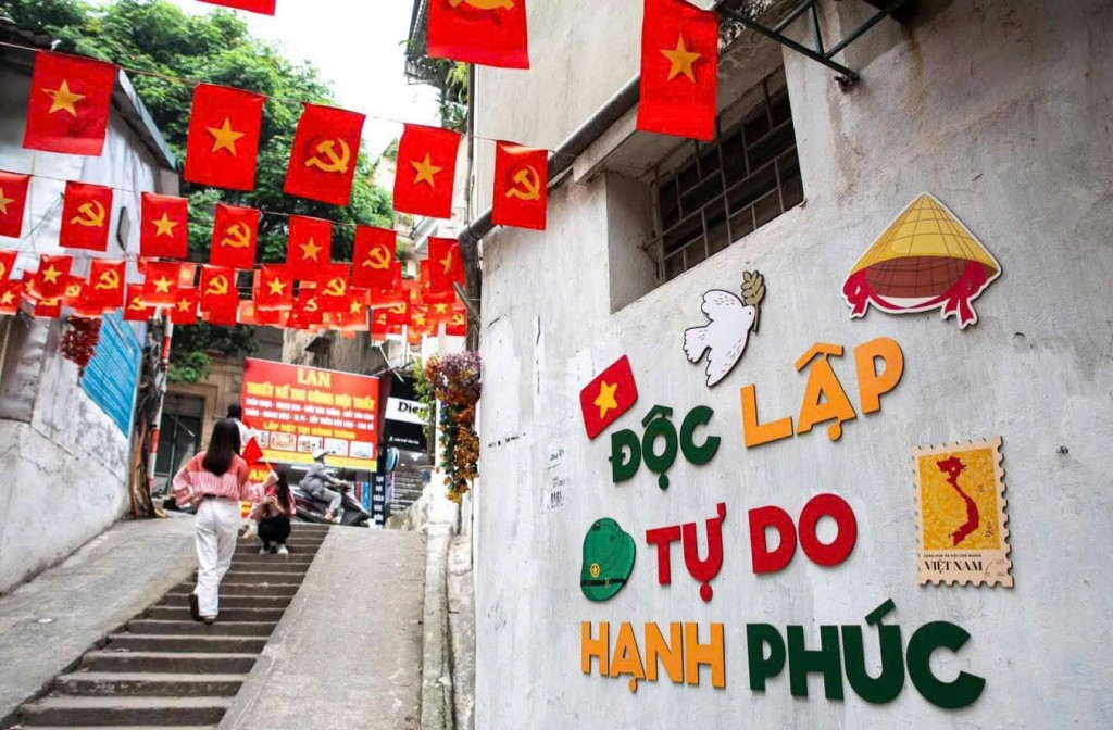 Thể hiện tinh thần trách nhiệm, hiếu khách, nghĩa tình của Hà Nội