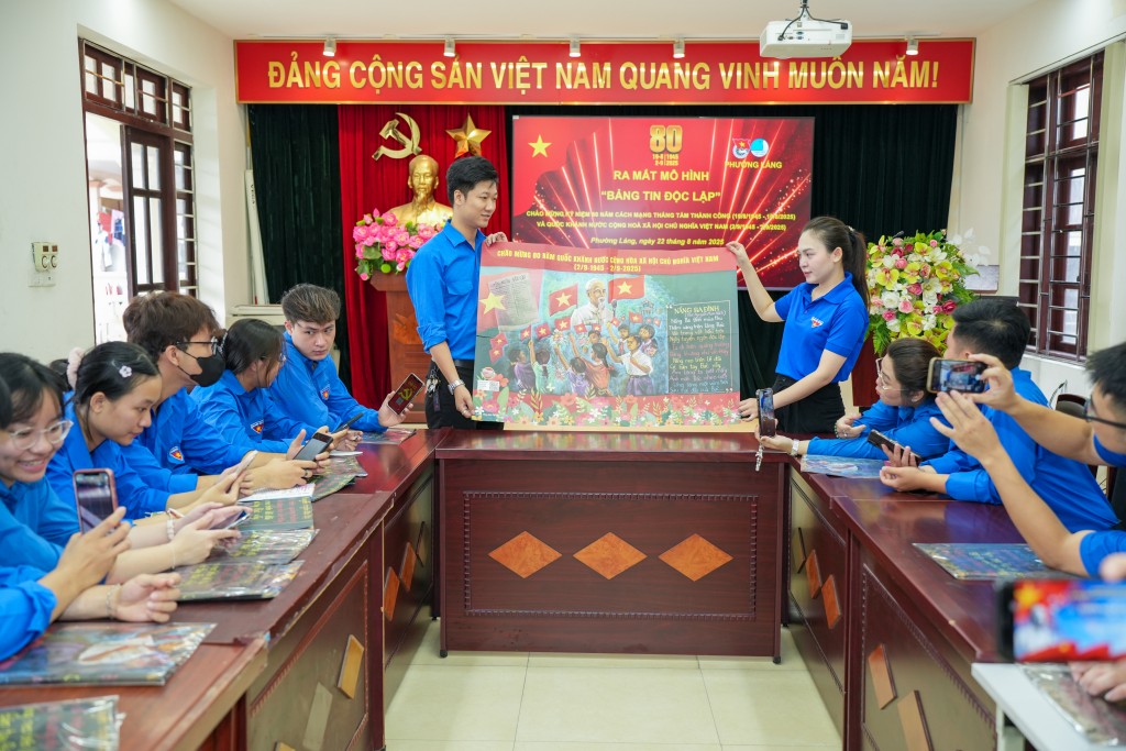 Mô hình sẽ được triển khai đồng loạt tại Bảng tin tuyên truyền, Nhà văn hóa các khu dân cư, Bảng tin tại các trường học trên địa bàn phường