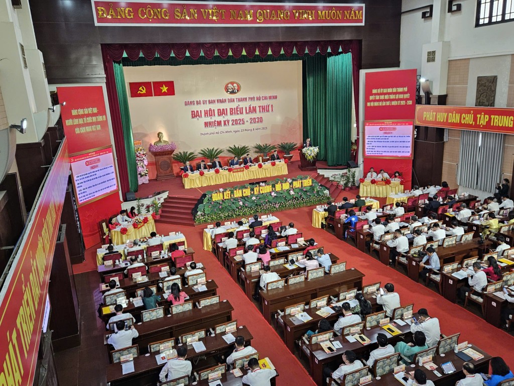 Quang cảnh đại hội