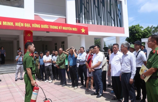 Trang bị kiến thức, kỹ năng phòng cháy chữa cháy cho lãnh đạo thôn, tổ dân phố