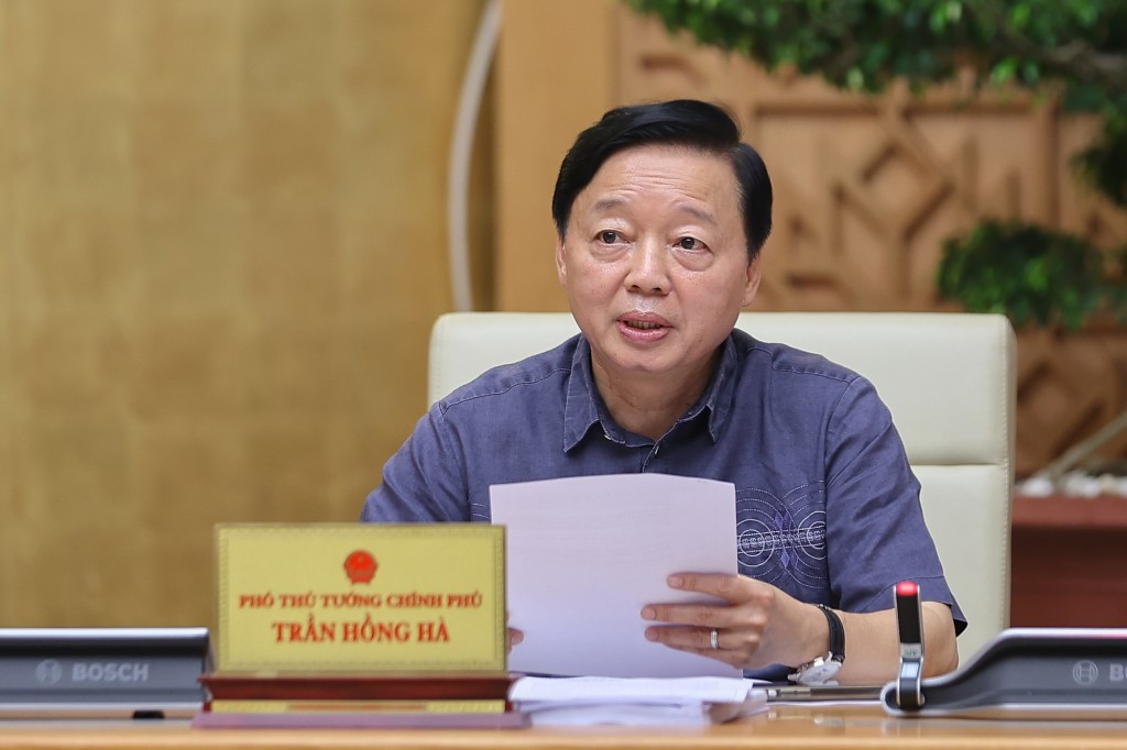 Phó Thủ tướng Trần Hồng Hà phát biểu tại hội nghị - Ảnh: VGP/Nhật Bắc