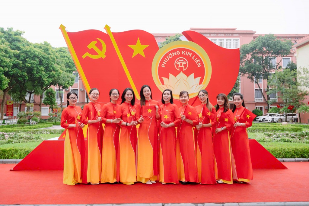 Nụ cười của giáo viên trẻ Kim Liên Nụ cười của giáo viên trẻ Kim Liên